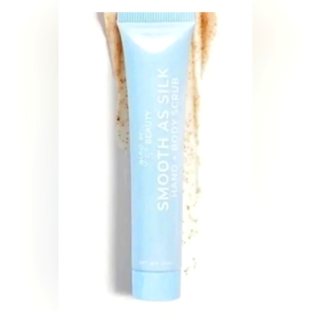 Glow on 5th Beauty - Smooth as Silk hand & Body Scrub